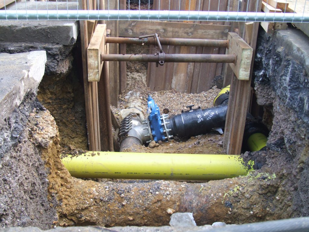 Safe pipe fitting